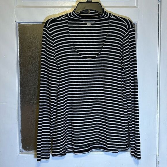 Calvin Klein Jeans Tops - Calvin Klein Jeans Women’s Black and White striped Cutout Longsleeve Top Size L